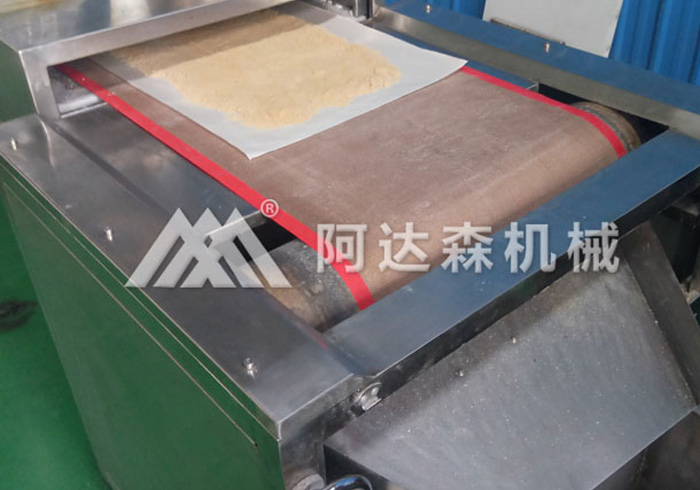 微波干燥機的特點優(yōu)勢：節(jié)能效率高、工藝先進